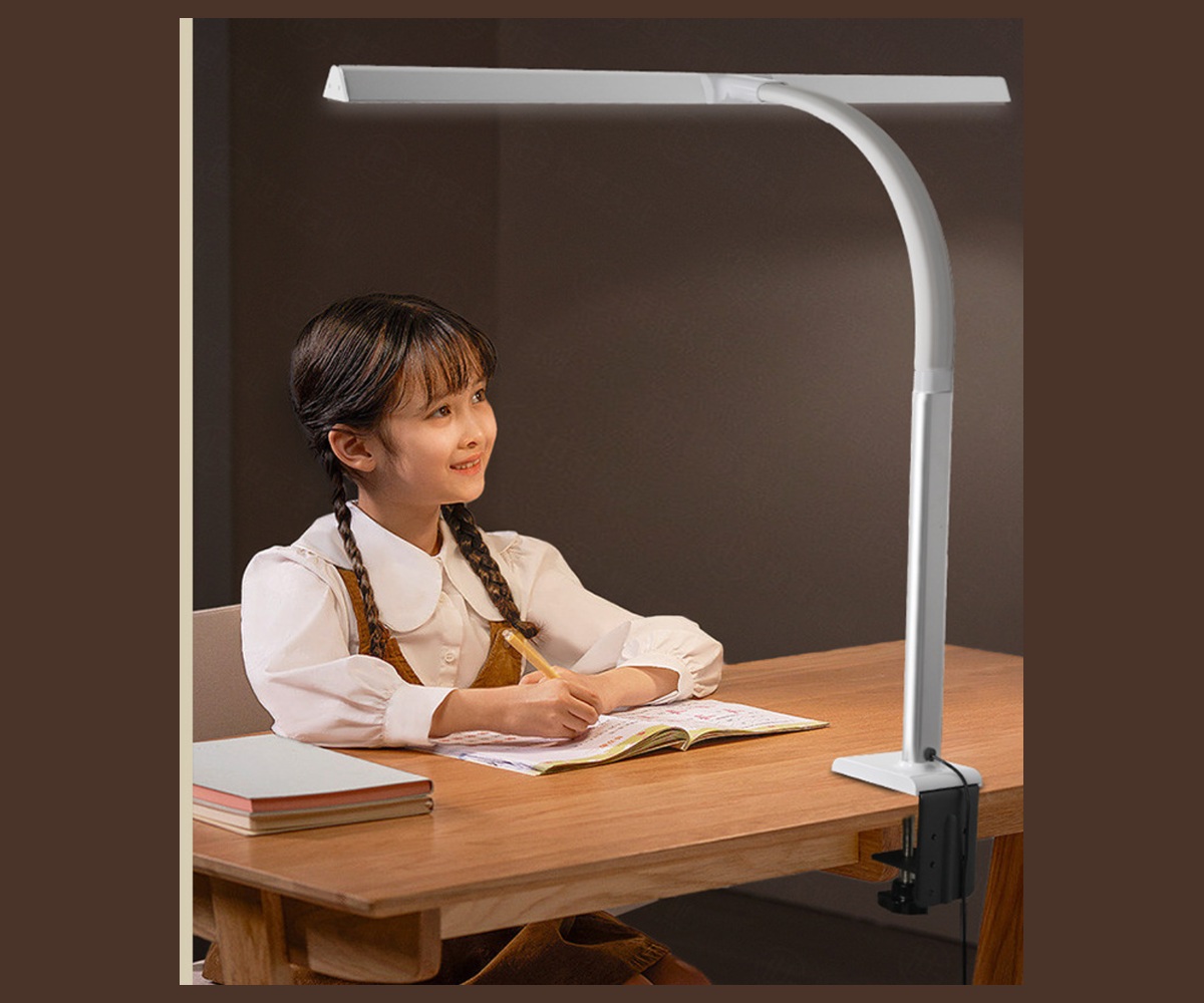 Complete RY36-C clamp desk lamp in a study workspace